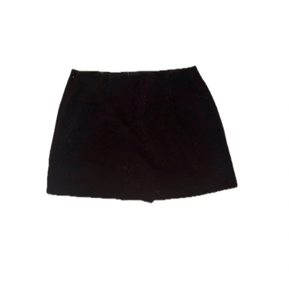 Abercrombie Black Mini Skort- Size Medium - Picture 5 of 10
